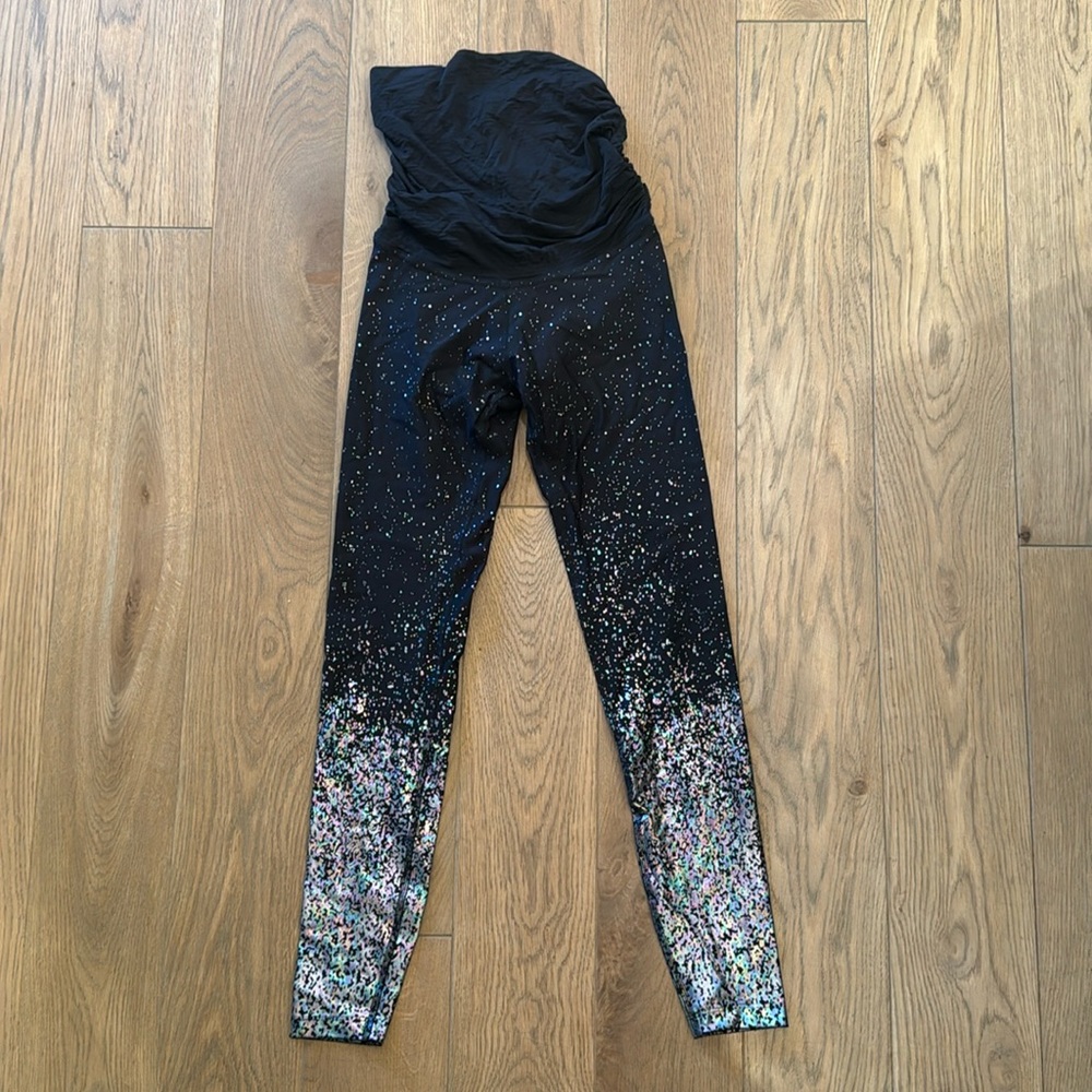 Beyond Yoga maternity tights